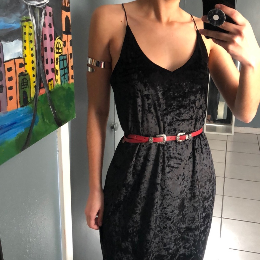 Black long velvet dress